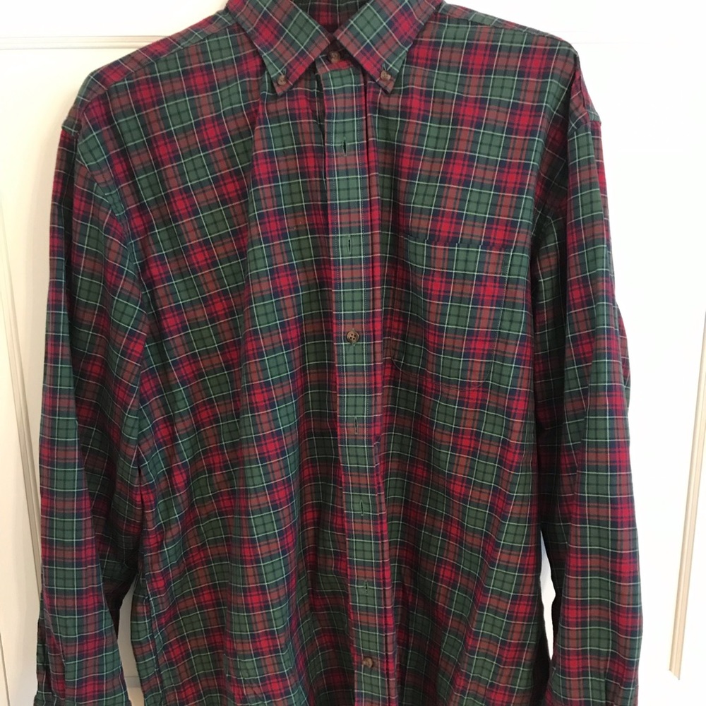 Men’s Vineyard Vines buttons down